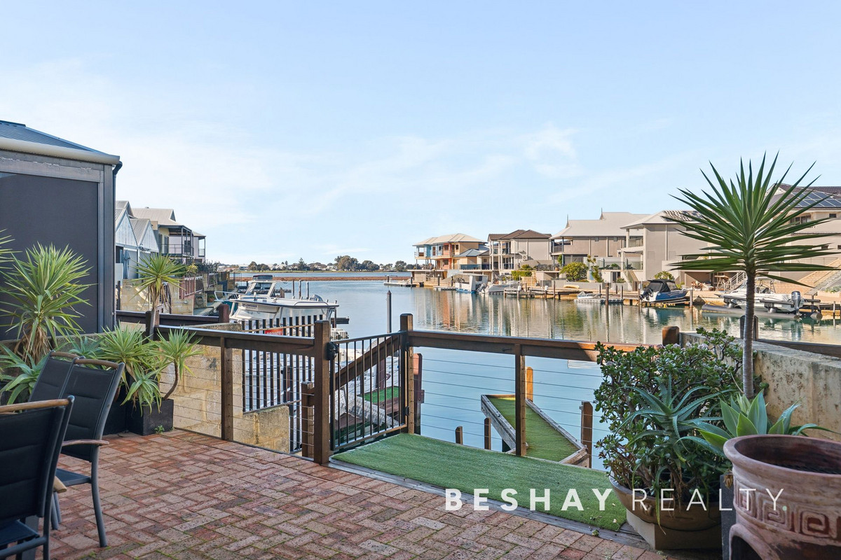 6 / 3 Piccolo Place, Halls Head WA 6210
